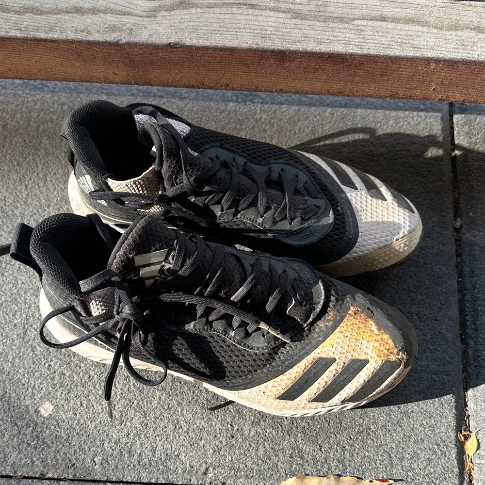 Adidas Men’s Metal Baseball Cleats